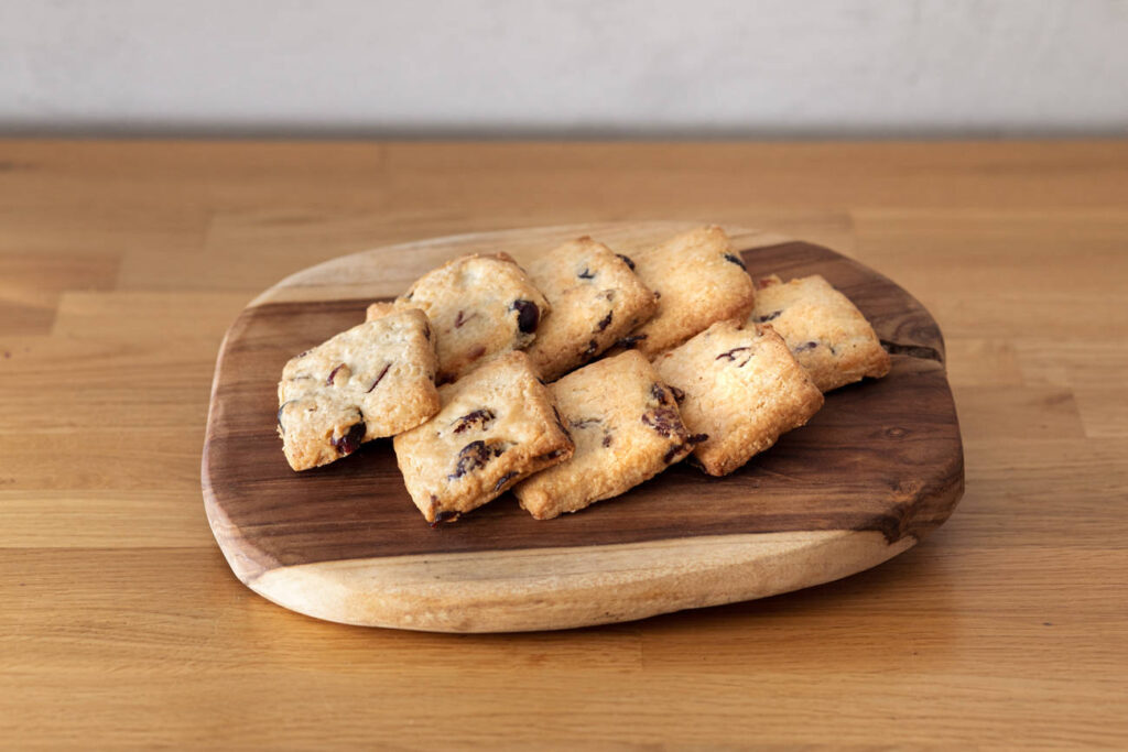 Ciastka orkiszowe z żurawiną